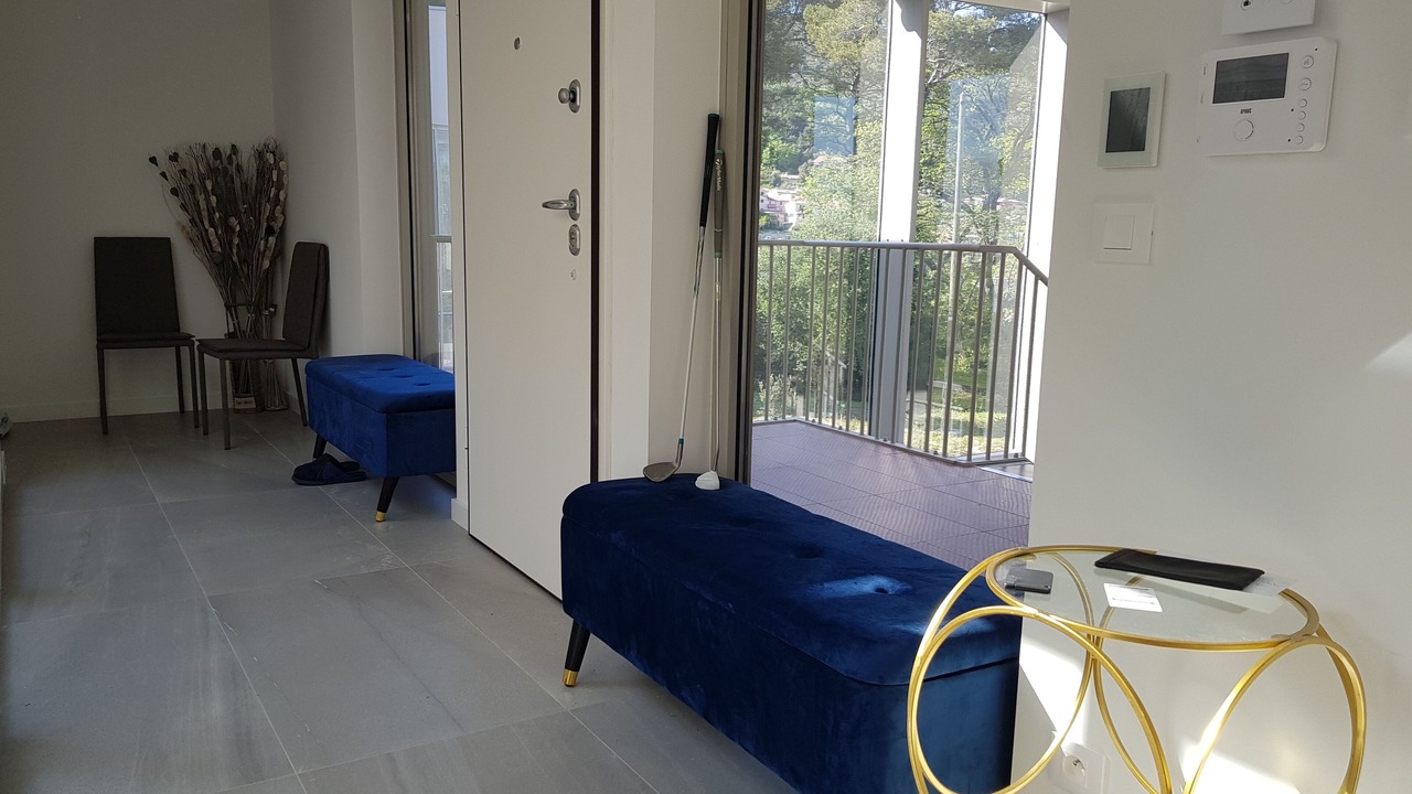 Photo of Others in Gairaut