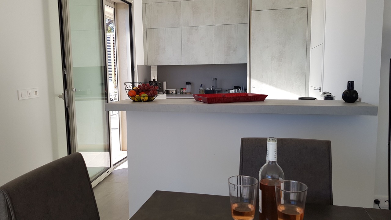 Photo of Others in Gairaut