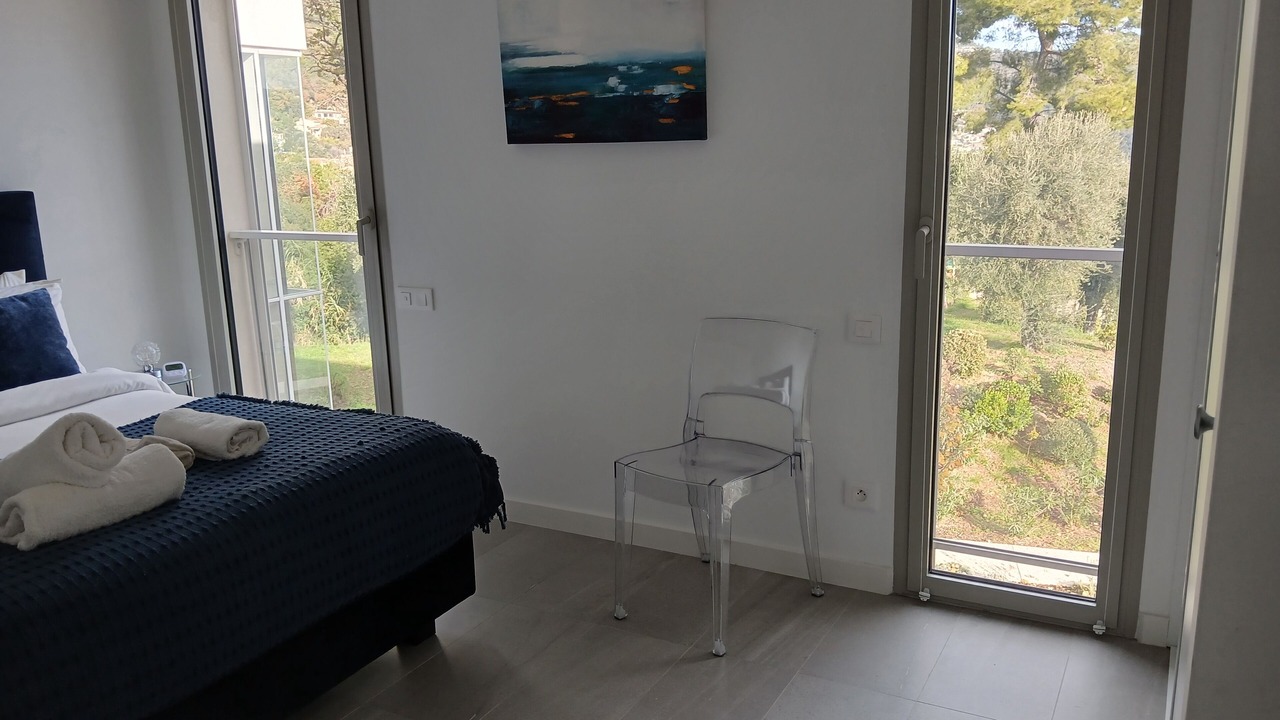 Photo of Bedroom in Gairaut