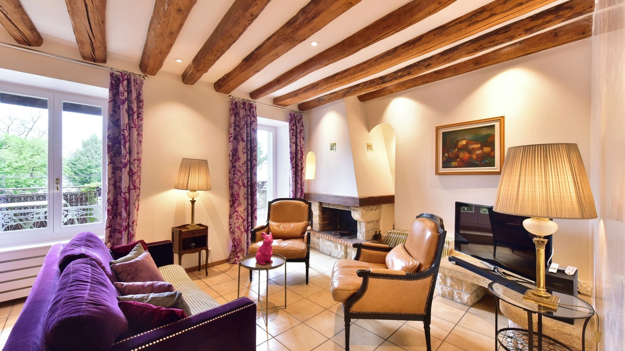 Photo of Bedroom in Montreux City Centre