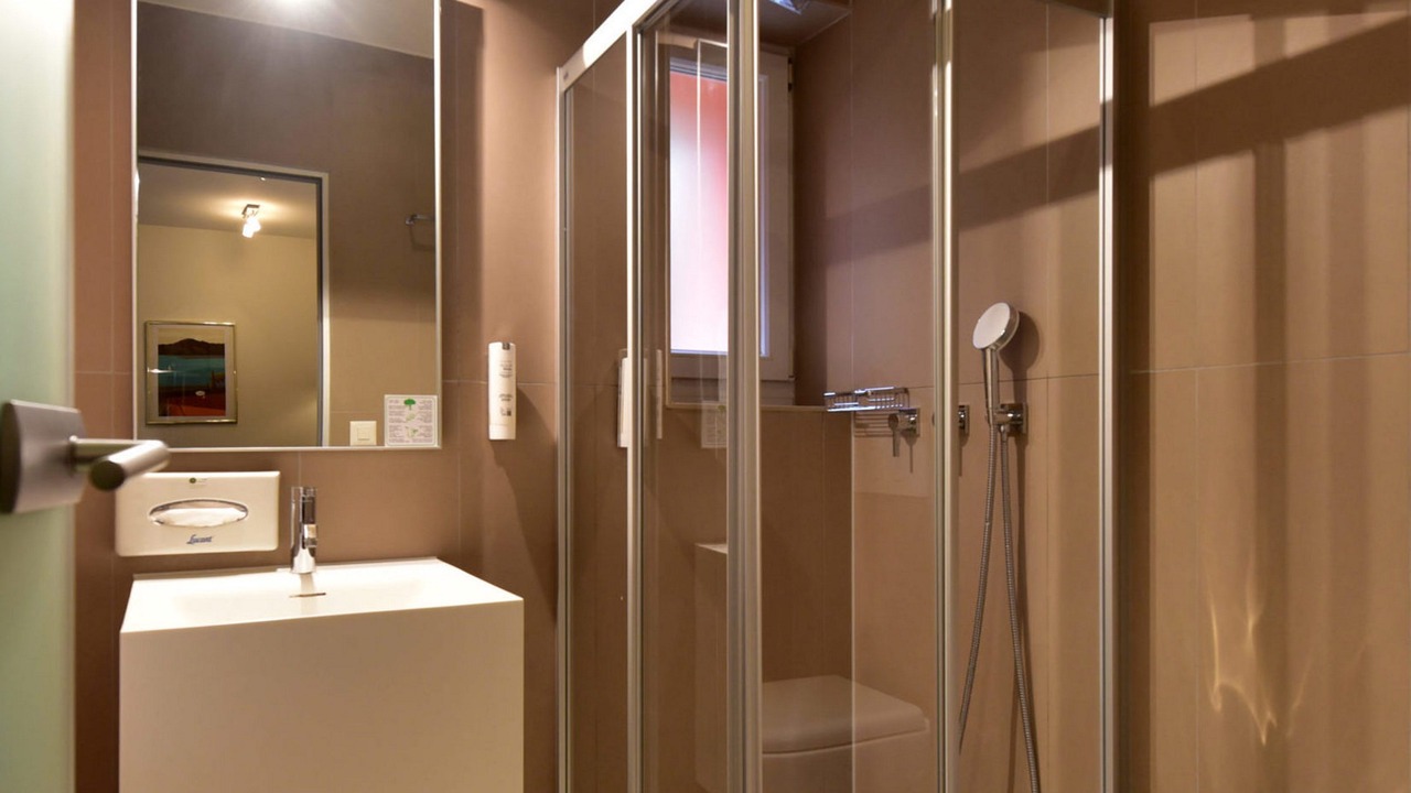 Photo of Bathroom in Montreux City Centre