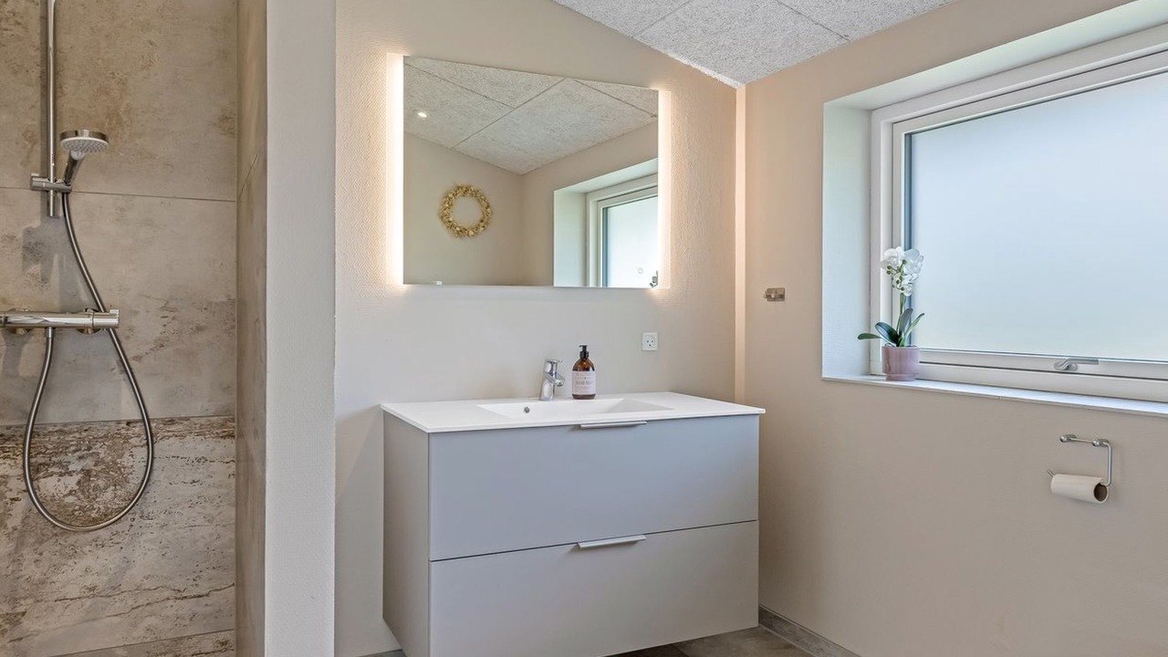 Photo of Bathroom in Arrild Ferieby