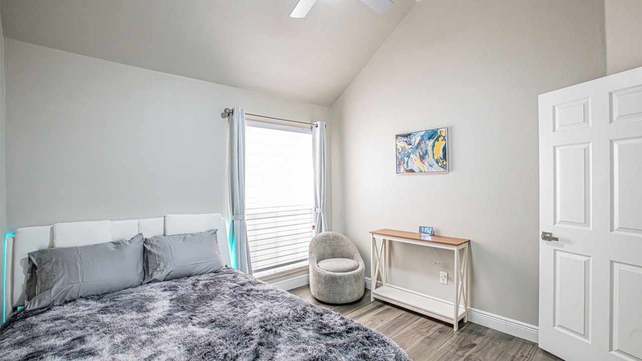 Photo of Bedroom in Valley Ranch