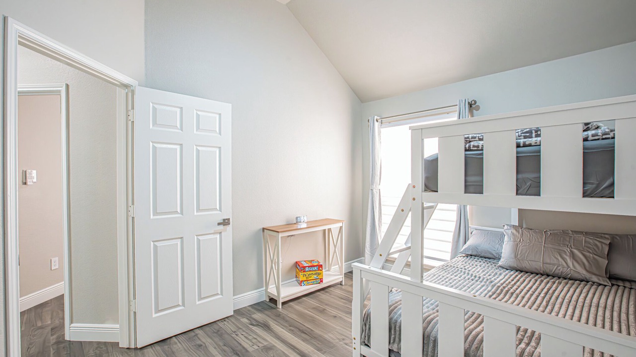 Photo of Bedroom in Valley Ranch
