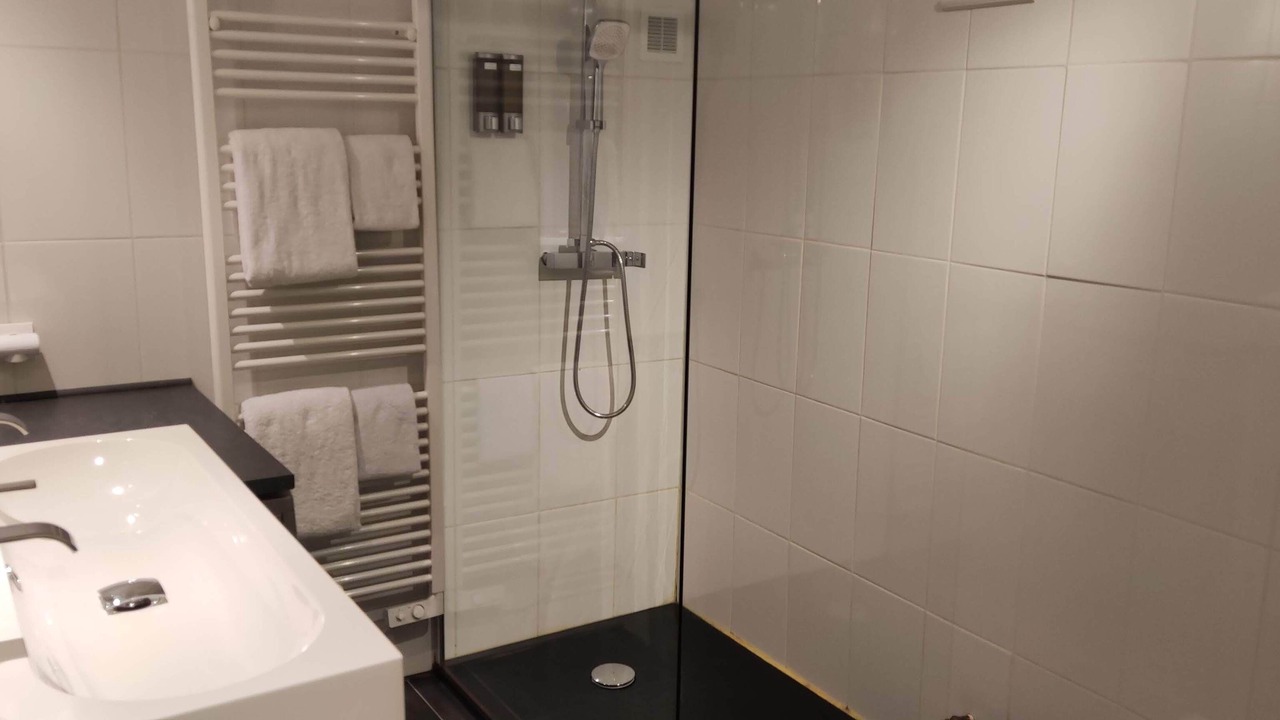 Photo of Bathroom in Lattes