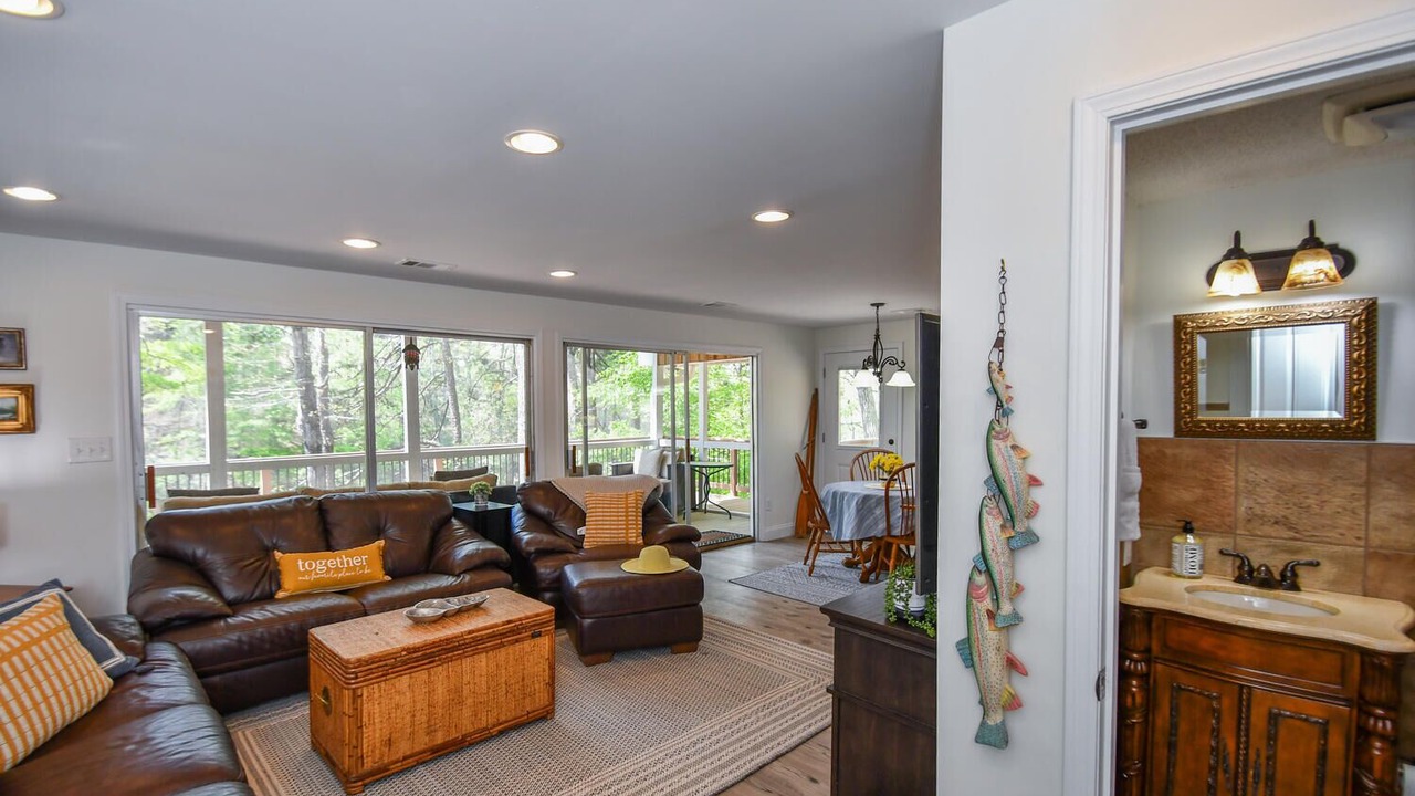 Photo of Livingroom in Gainesville