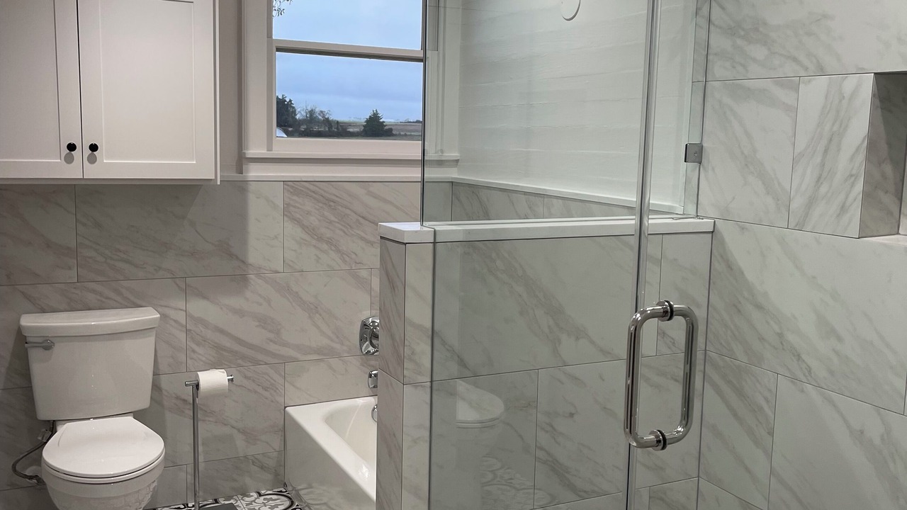 Photo of Bathroom in Schulenburg