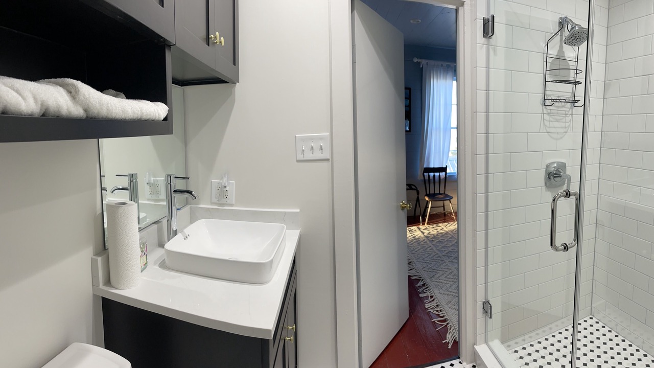 Photo of Bathroom in Schulenburg