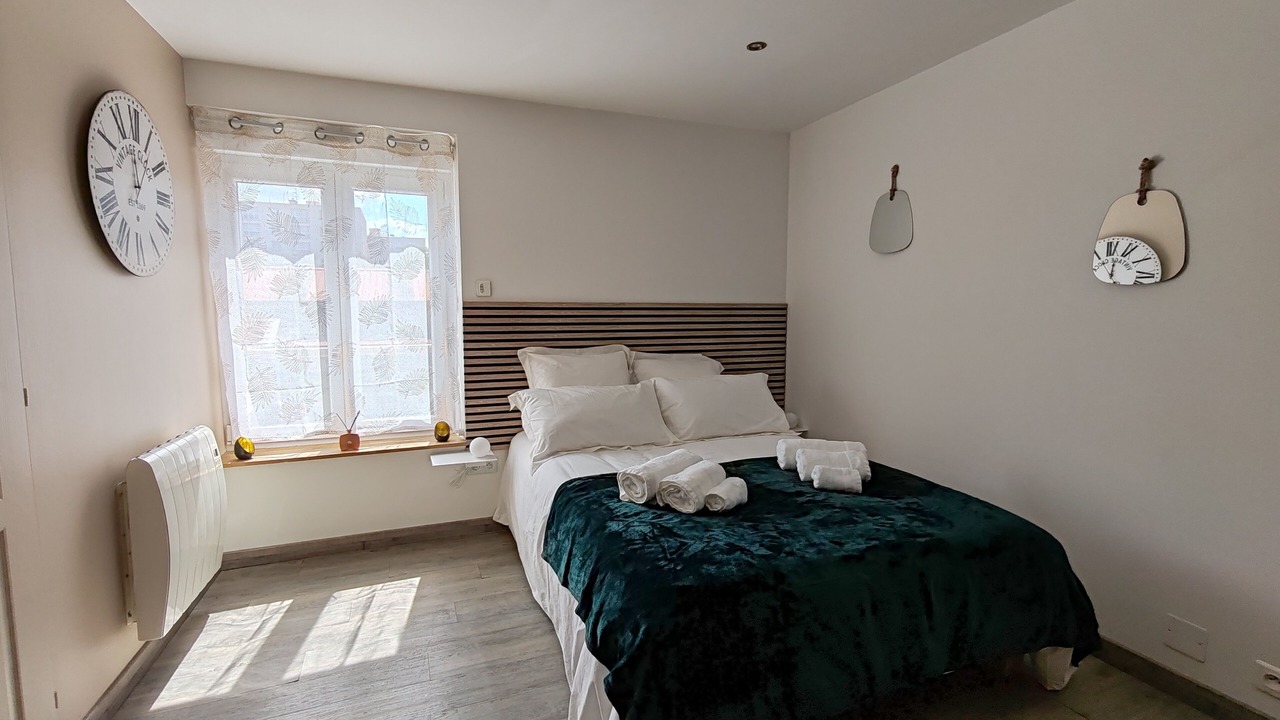 Photo of Bedroom in Saint-Pierre - Rene II - Bonsecours