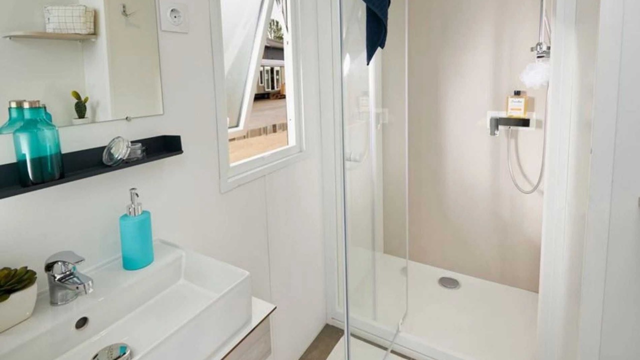 Photo of Bathroom in Serignan-Plage