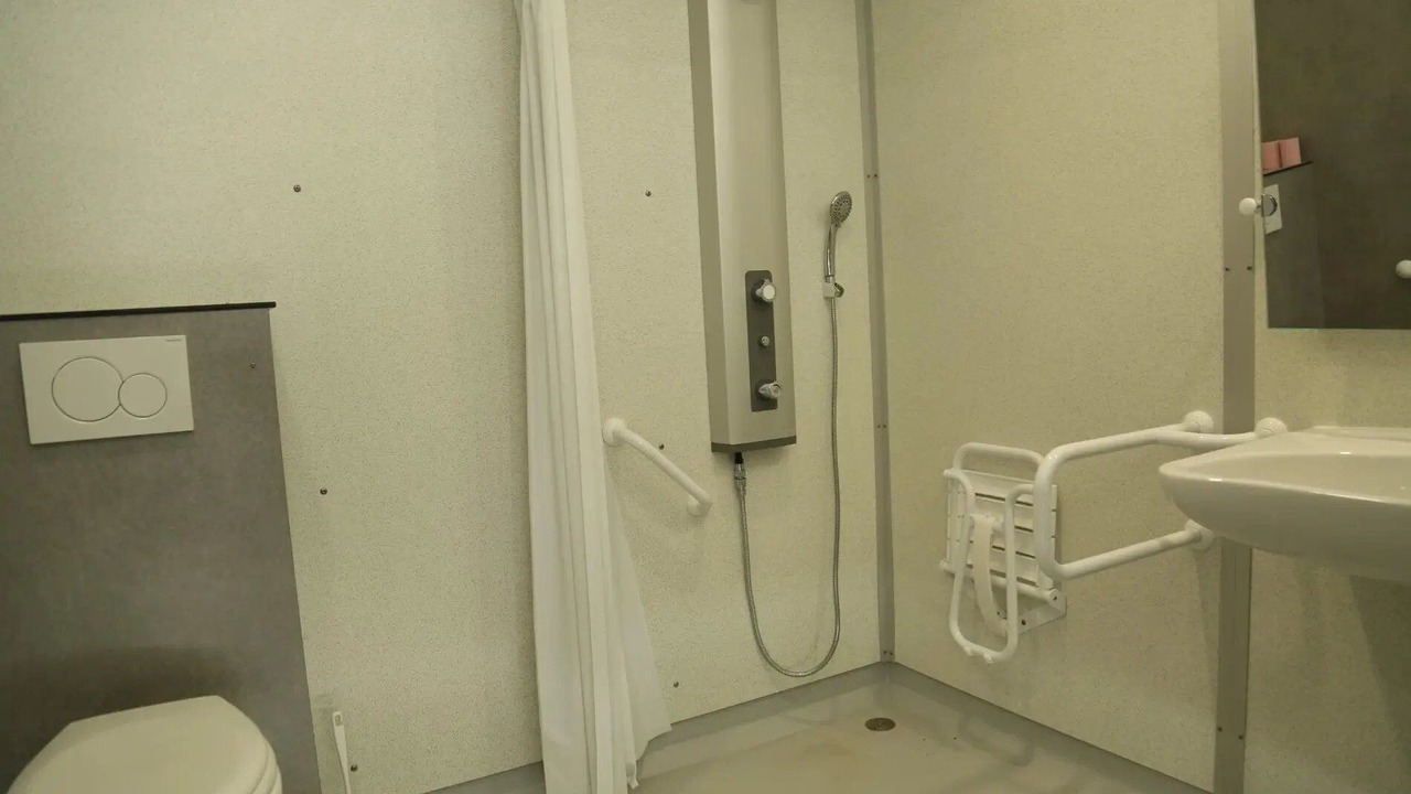 Photo of Bathroom in Bizanet