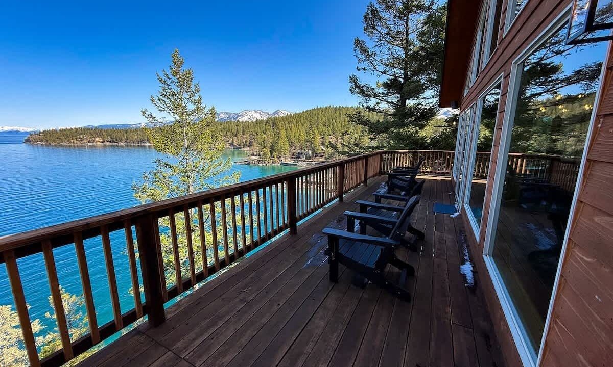 Photo of Patio Balcony in Finley Point