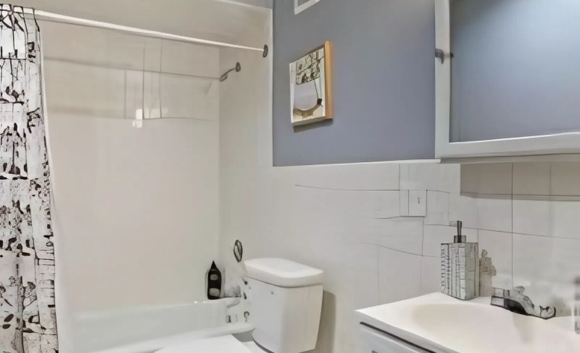 Photo of Bathroom in West Ridge