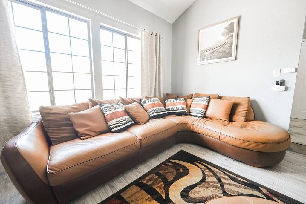 Photo of Livingroom in Green Valley North