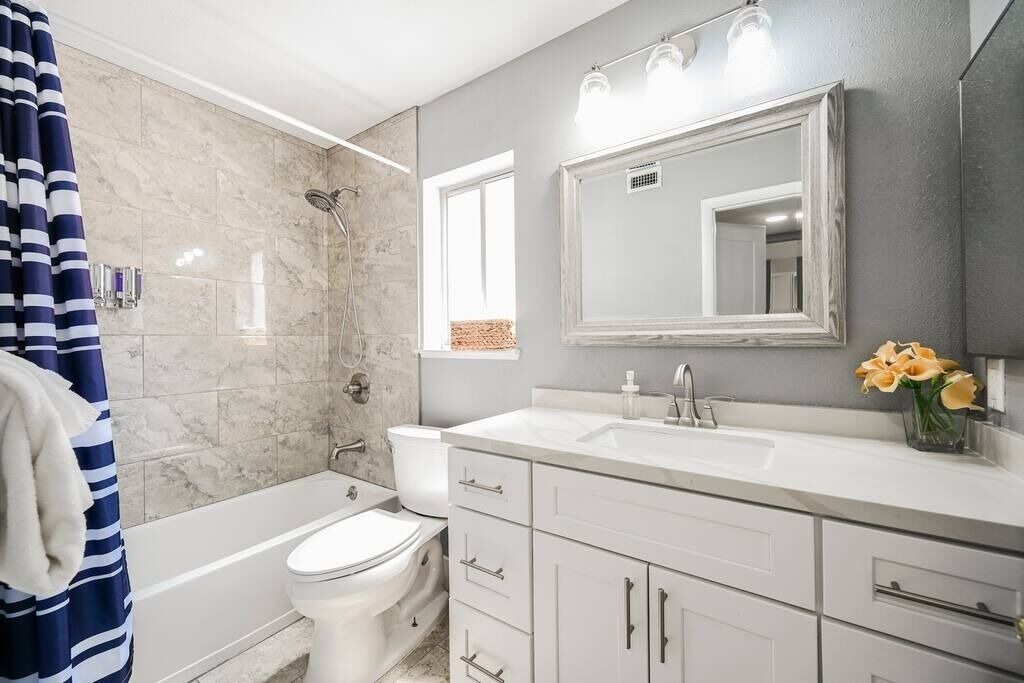 Photo of Bathroom in Green Valley North