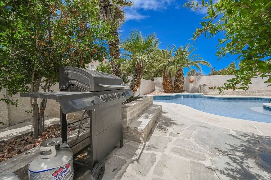 Photo of Outdoor in Green Valley North