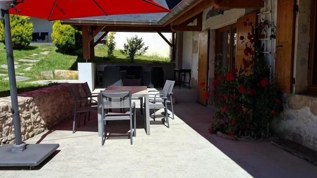 Photo of Outdoor in Ayn