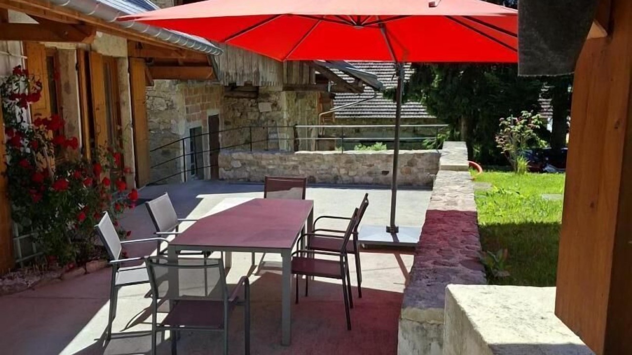 Photo of Outdoor in Ayn