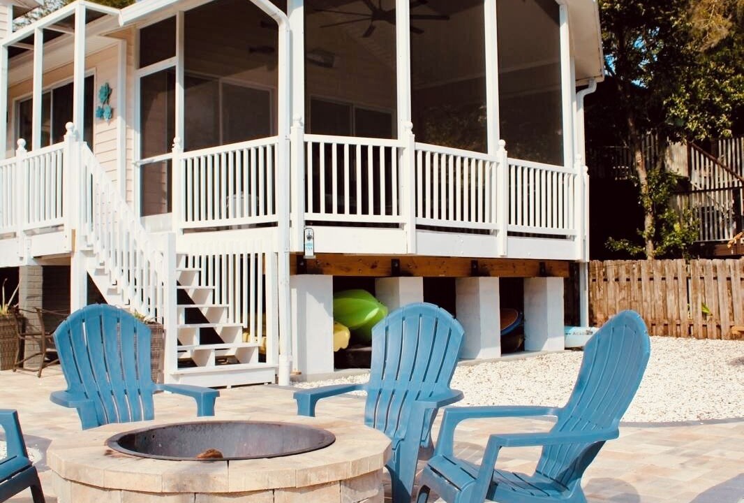 Photo of Patio Balcony in Weeki Wachee Gardens