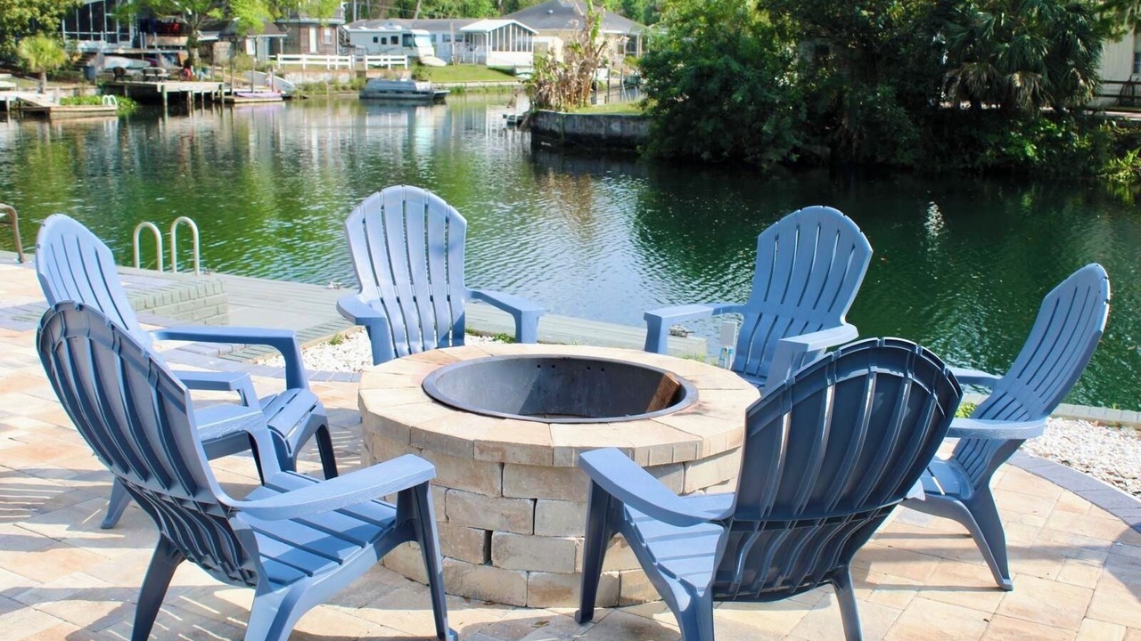 Photo of Patio Balcony in Weeki Wachee Gardens