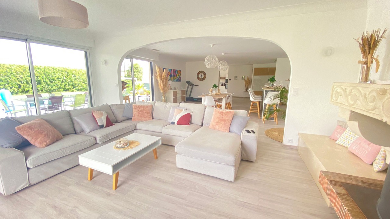 Photo of Livingroom in Le Pian-Medoc