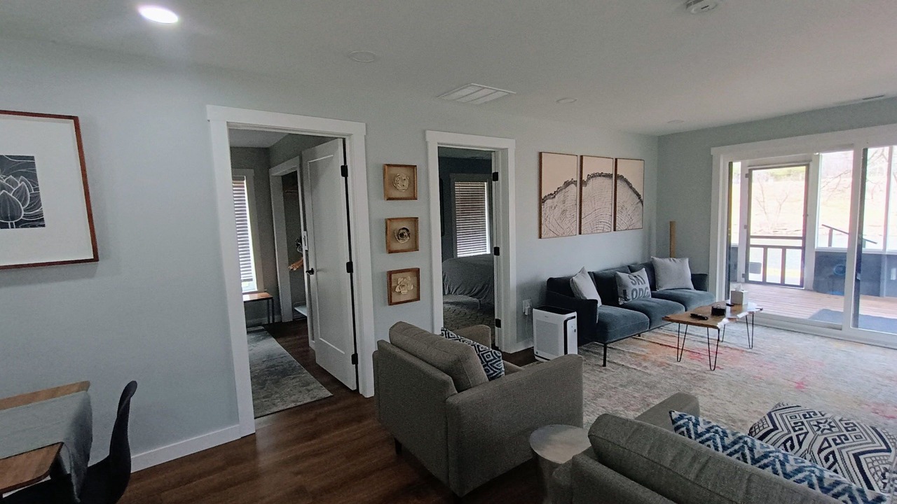 Photo of Livingroom in Gaines
