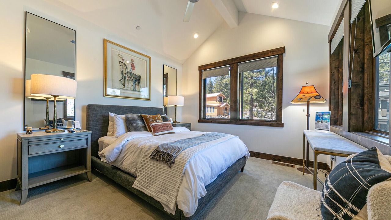 Photo of Bedroom in Ponderosa Palisades