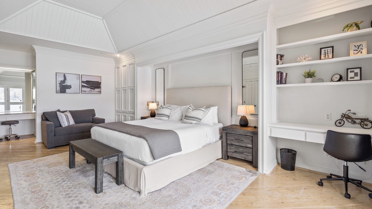 Photo of Bedroom in Mercer Island