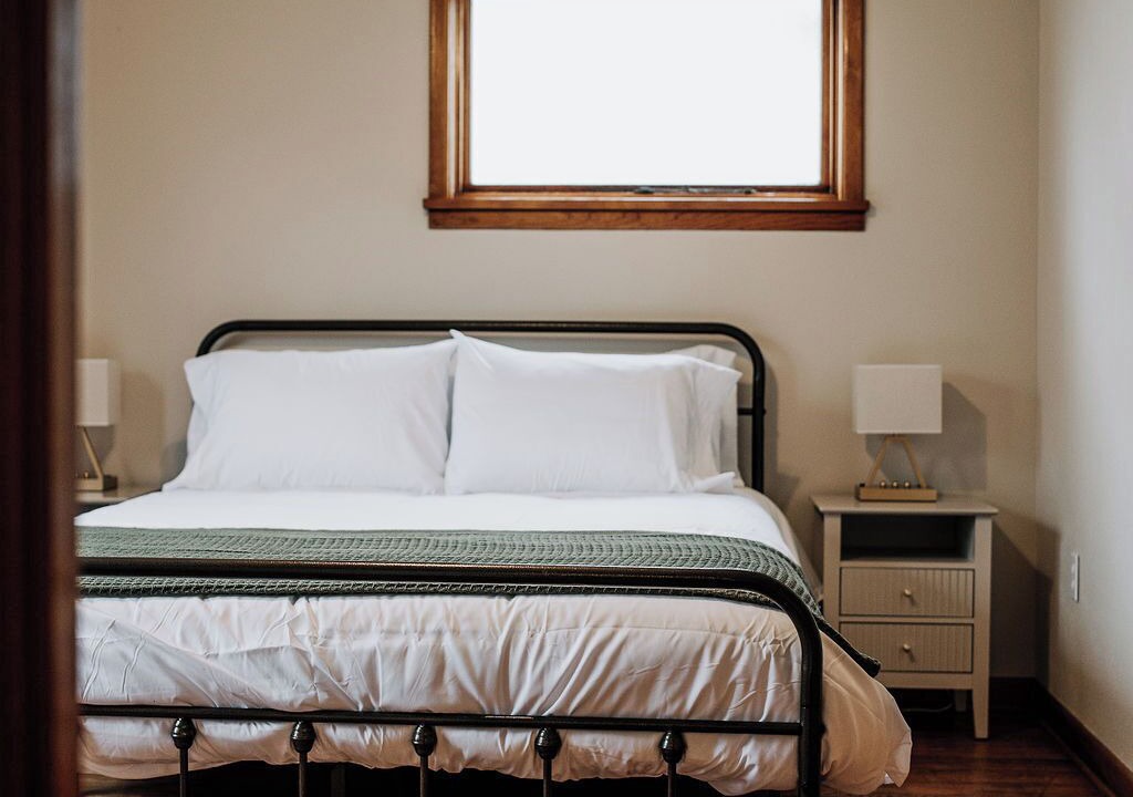 Photo of Others in Hermann