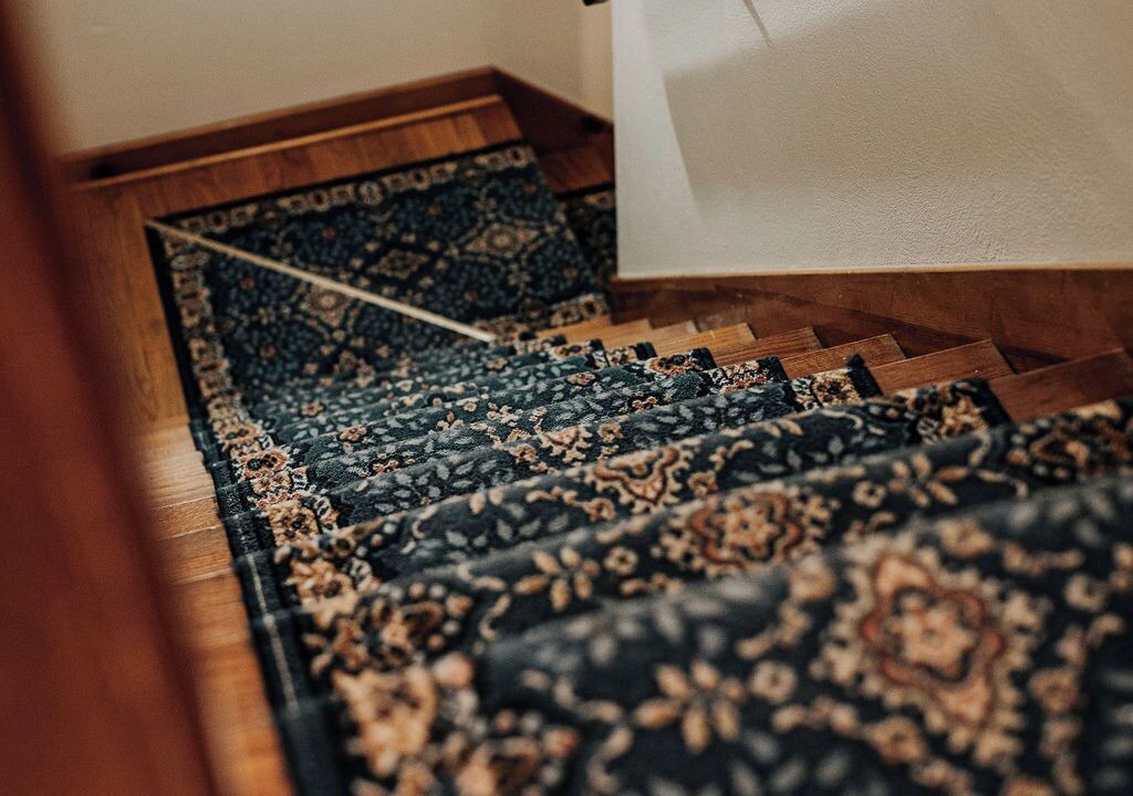 Photo of Others in Hermann