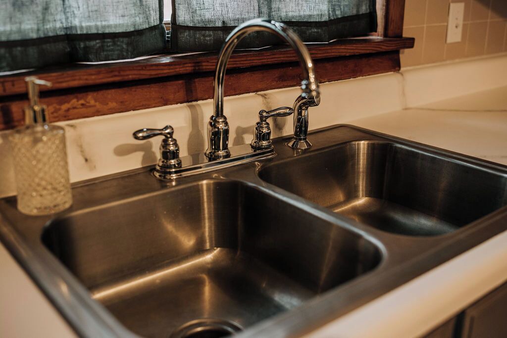 Photo of Others in Hermann