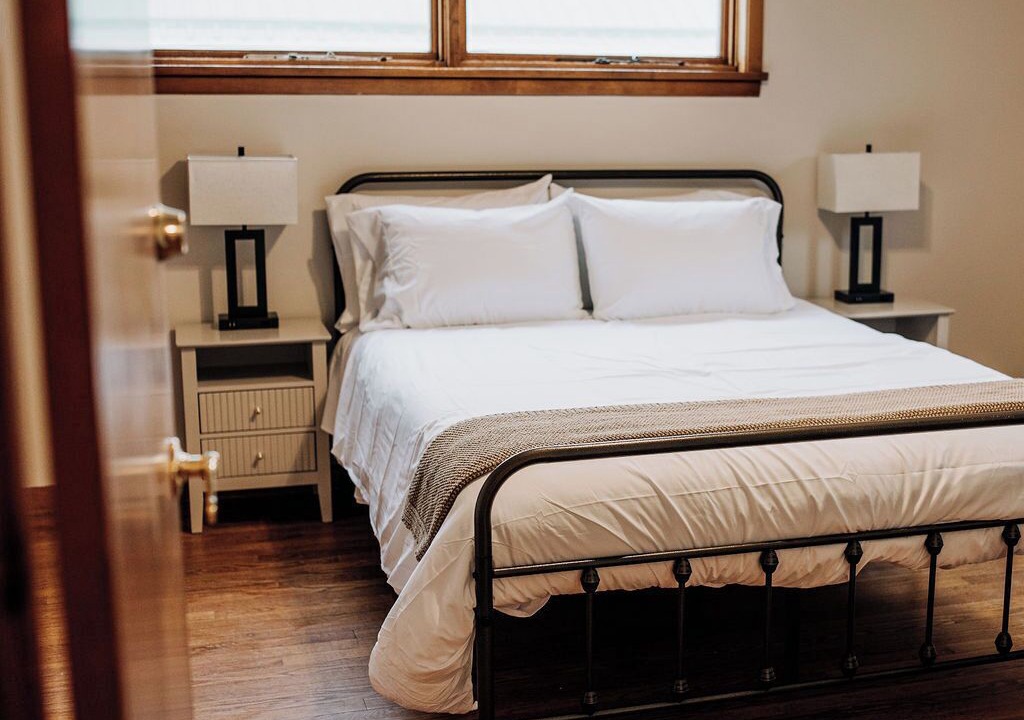 Photo of Others in Hermann