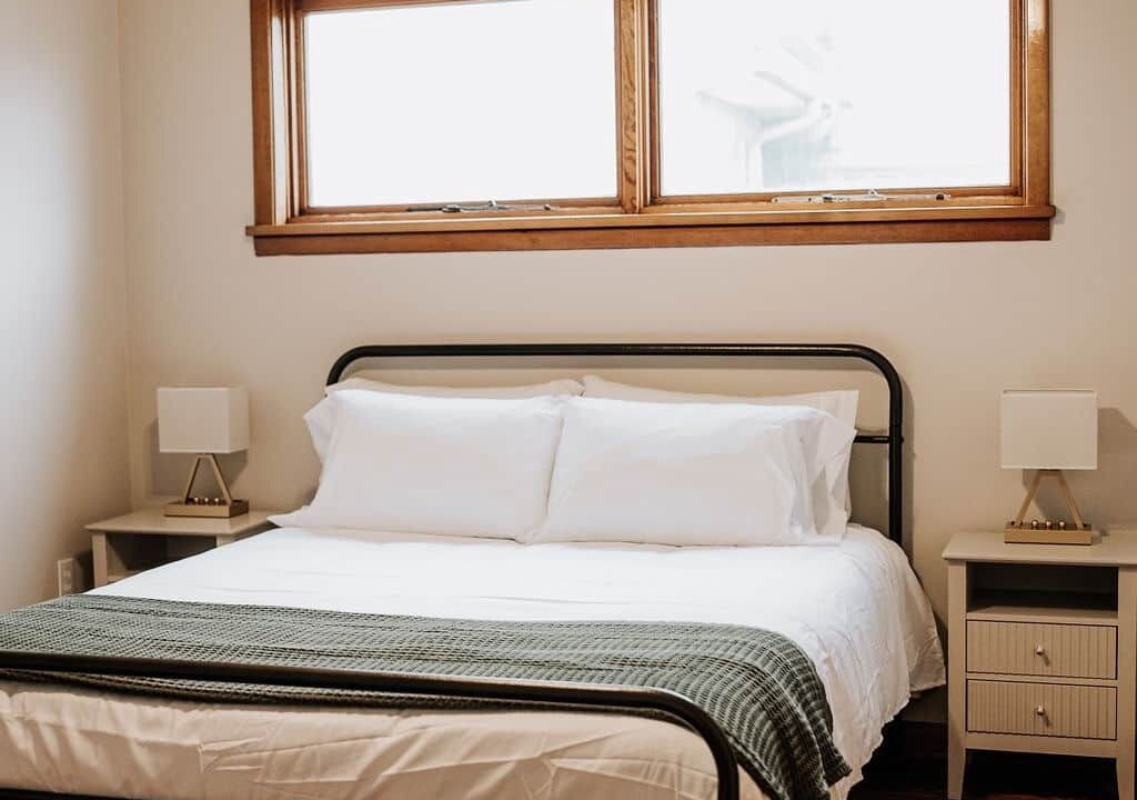 Photo of Others in Hermann