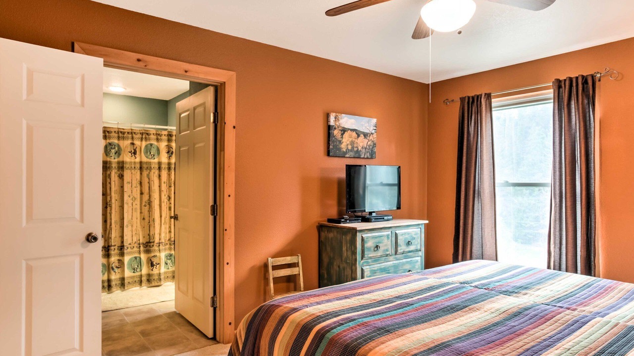 Photo of Bedroom in Cloudcroft
