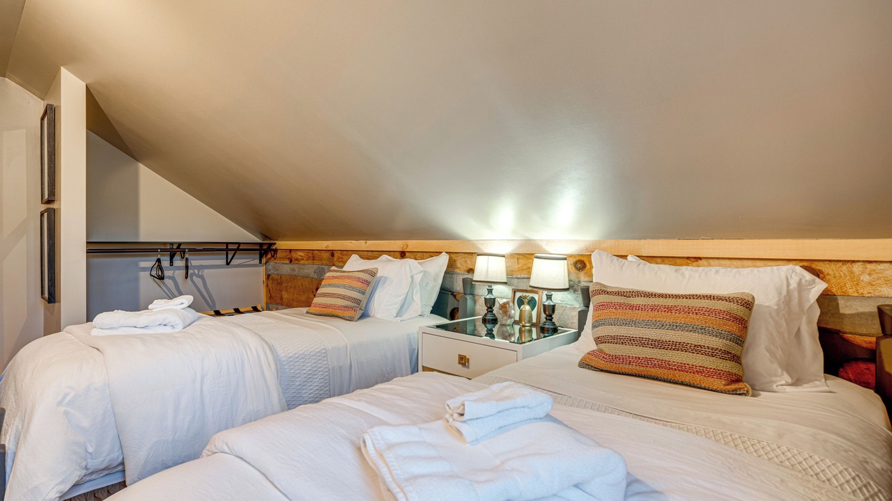 Photo of Bedroom in Cherokee