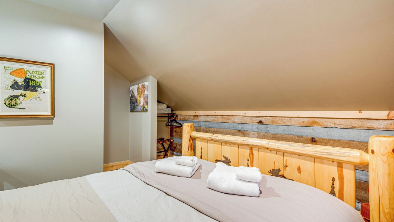 Photo of Bedroom in Cherokee