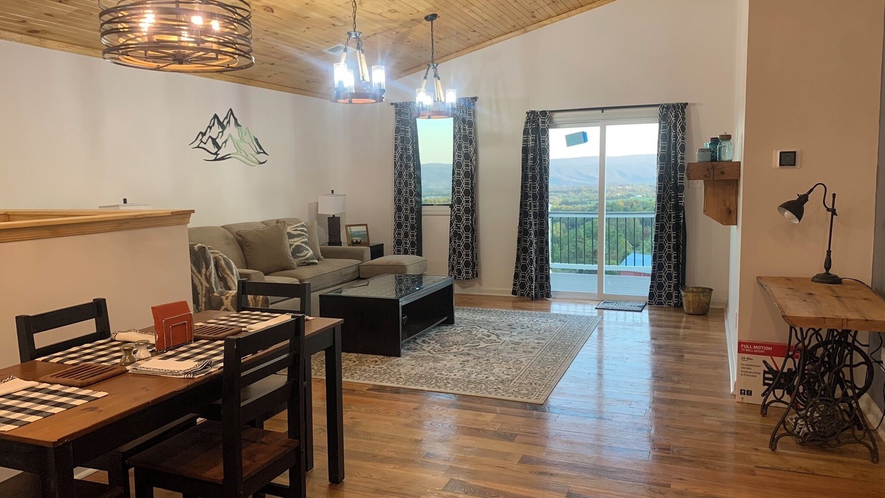 Photo of Livingroom in Maurertown