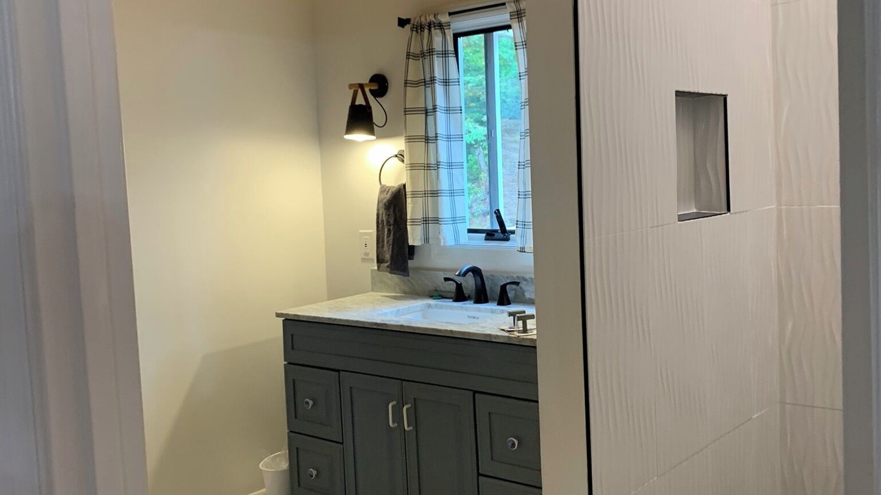 Photo of Bathroom in Maurertown