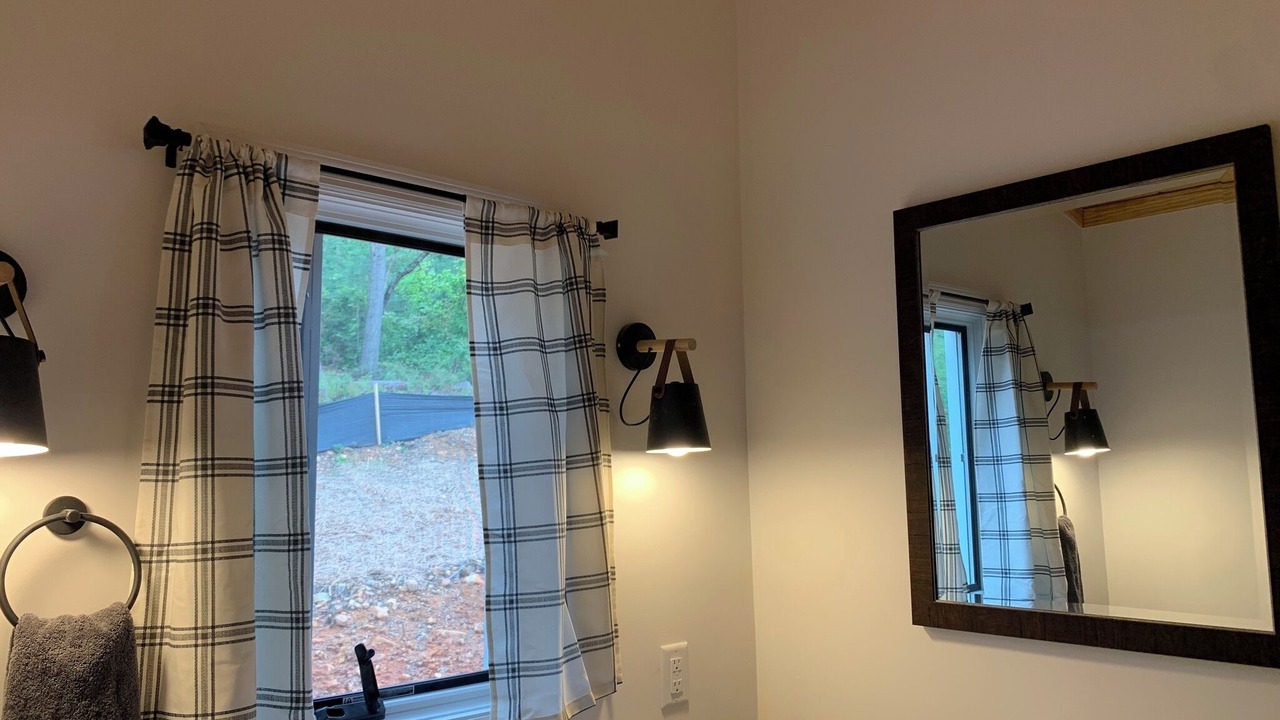 Photo of Bathroom in Maurertown