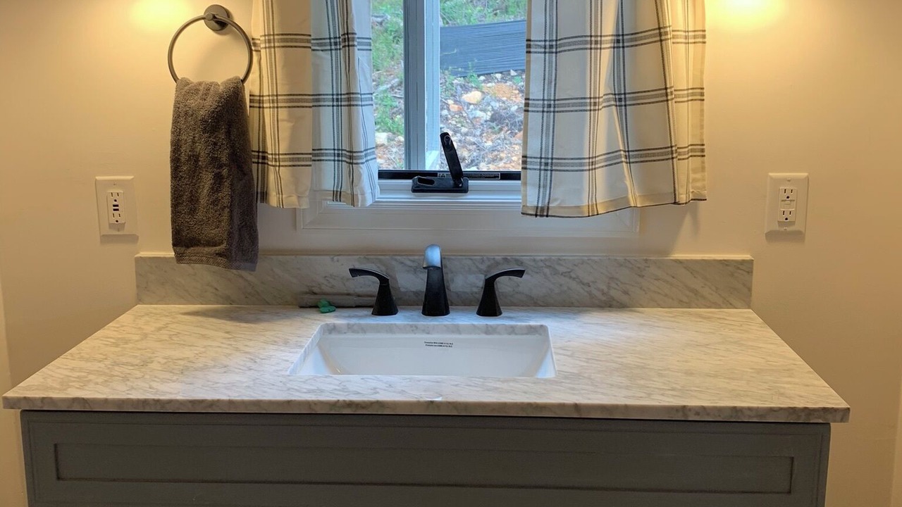 Photo of Bathroom in Maurertown