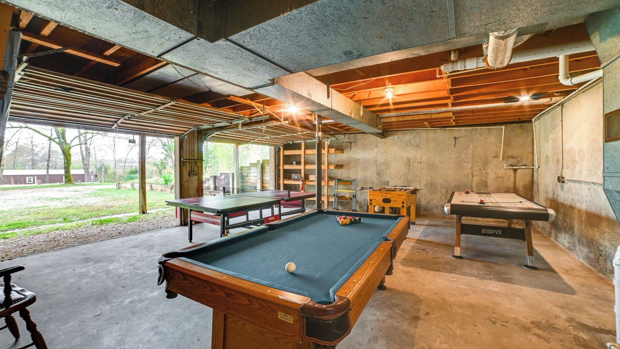 Photo of Bedroom in Springville