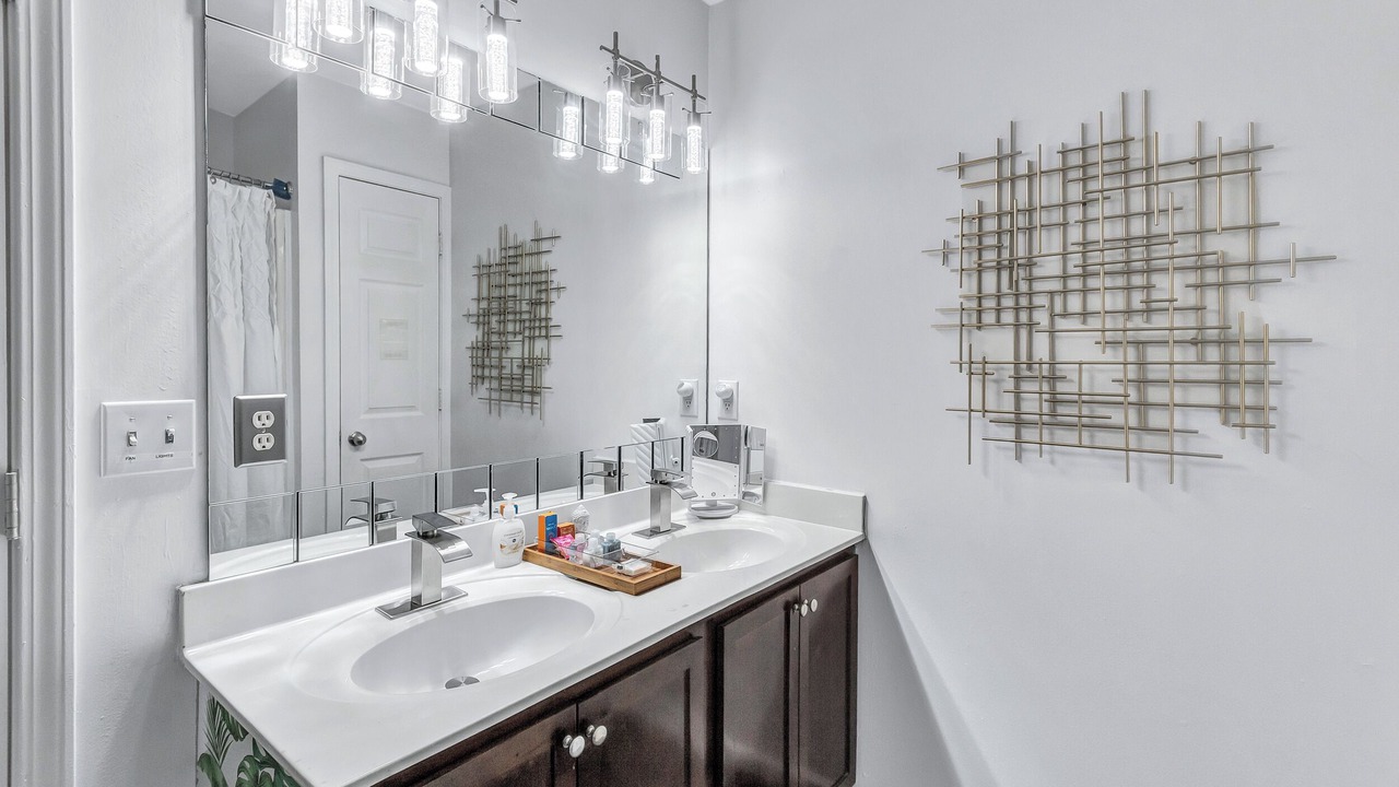 Photo of Bathroom in Collier Heights