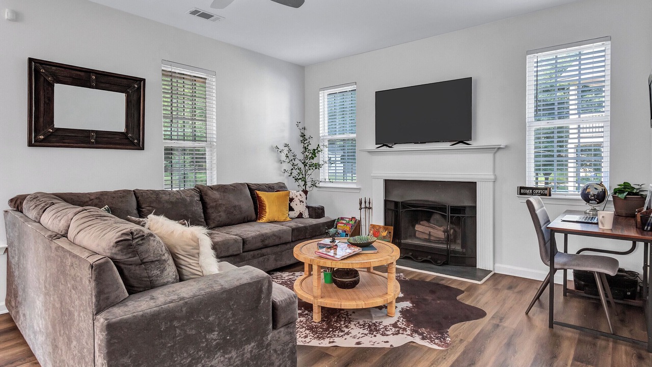 Photo of Livingroom in Collier Heights