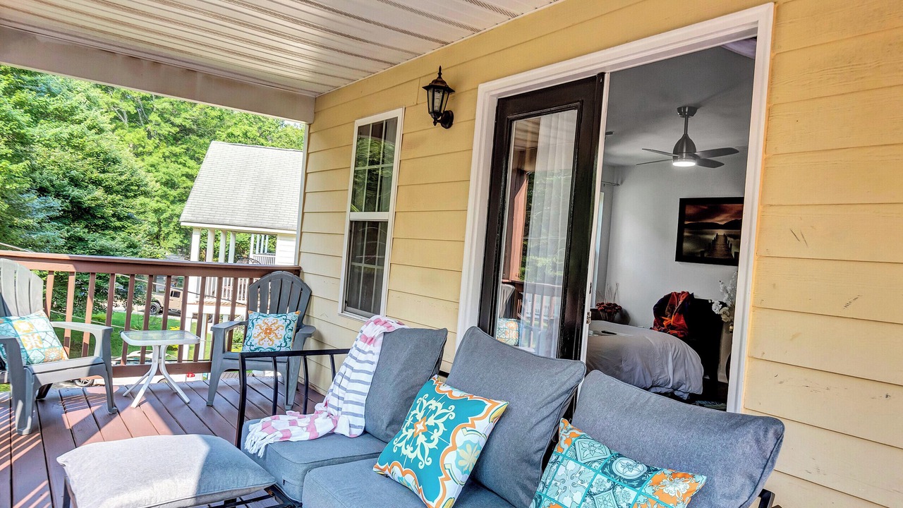 Photo of Patio Balcony in Collier Heights