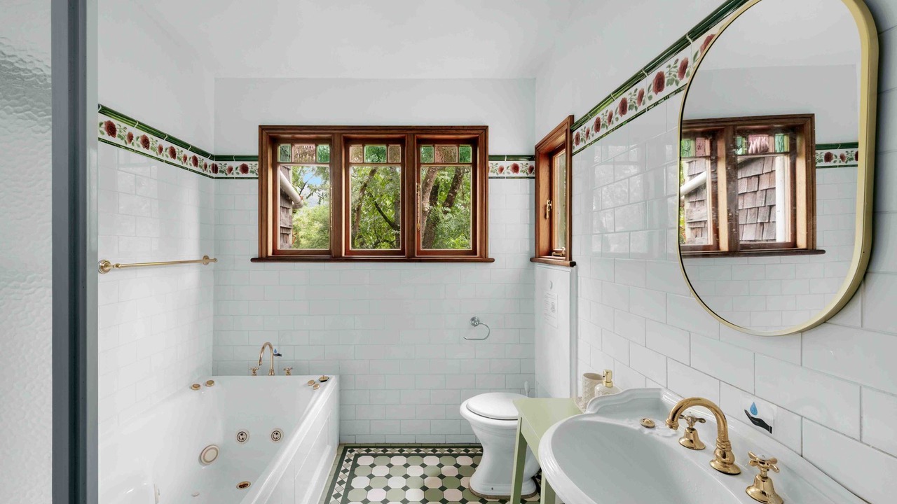 Photo of Bathroom in Barrengarry