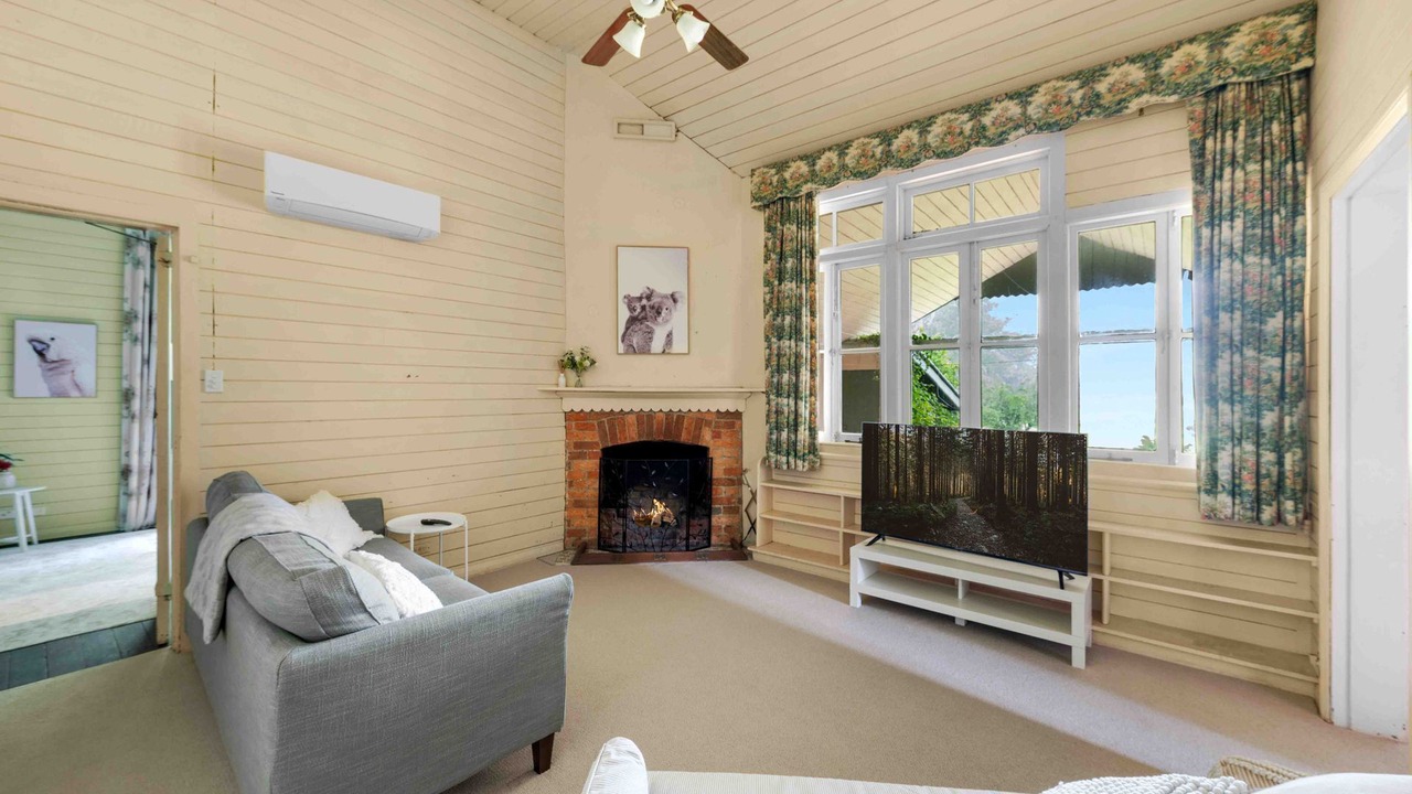 Photo of Livingroom in Barrengarry