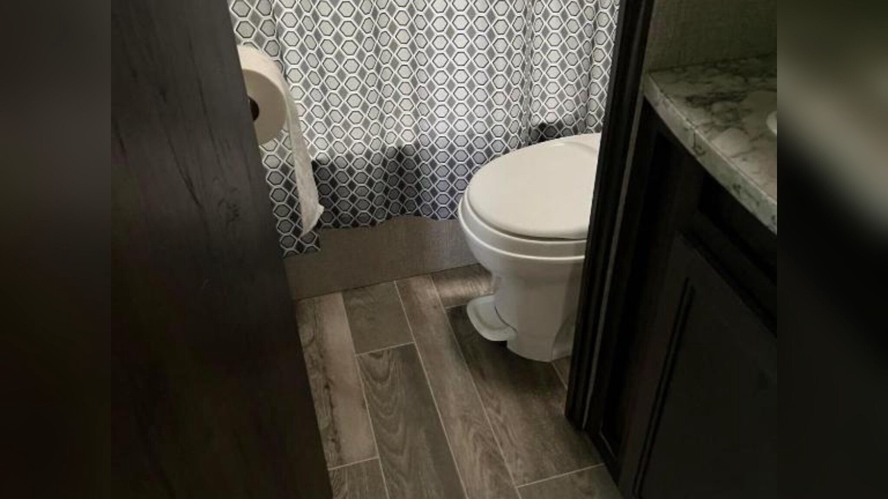 Photo of Bathroom in Kempner