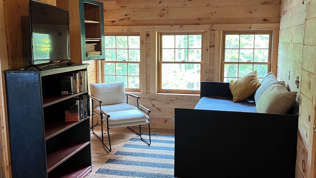 Photo of Livingroom in Bradley