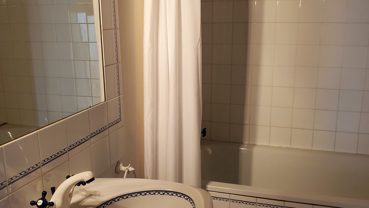 Photo of Bathroom in Ribaute-les-Tavernes