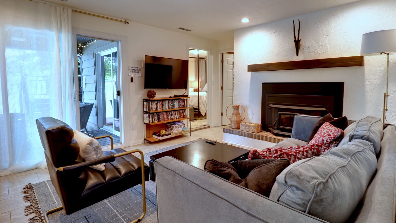 Photo of Livingroom in Fayetteville
